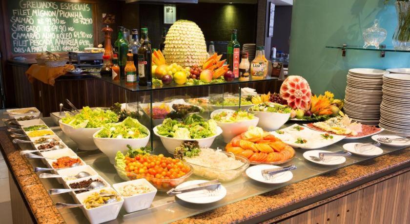 Flat Vista Mar No Meireles Na Beira Mar De Fortaleza 905 *