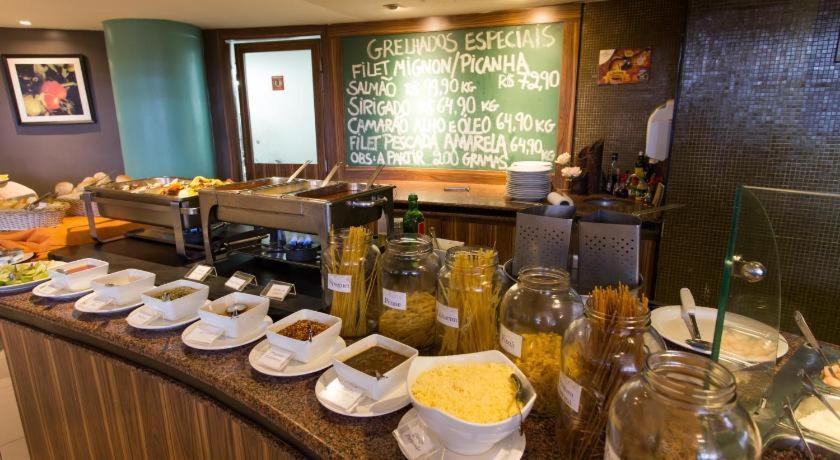 Flat Vista Mar No Meireles Na Beira Mar De Fortaleza 905 Hotel *